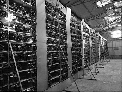 Eco-friendly mining farm powered by renewable energy